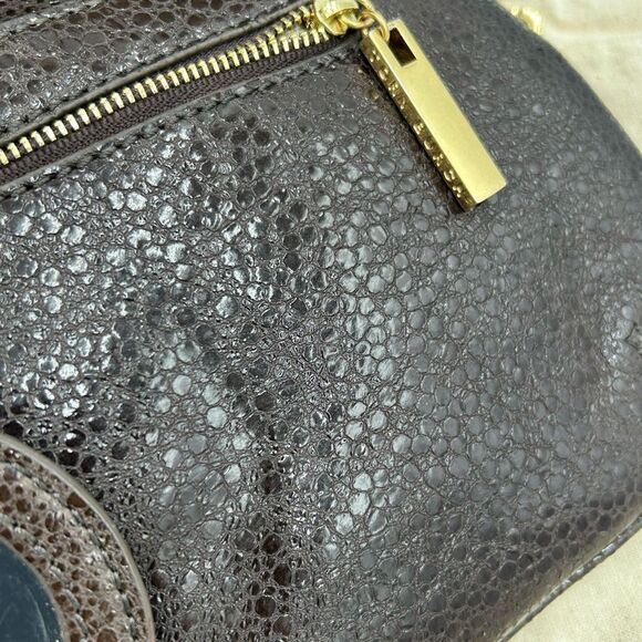 Women’s Tory Burch Kira Chevron convertible shoulder bag - Picture 11 of 14